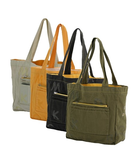 Mandarina duck shopping - mandarina,